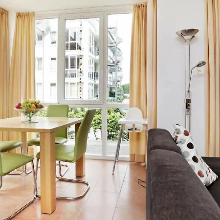 4 Person Holiday In Gro Enbrode Apartment Grossenbrode